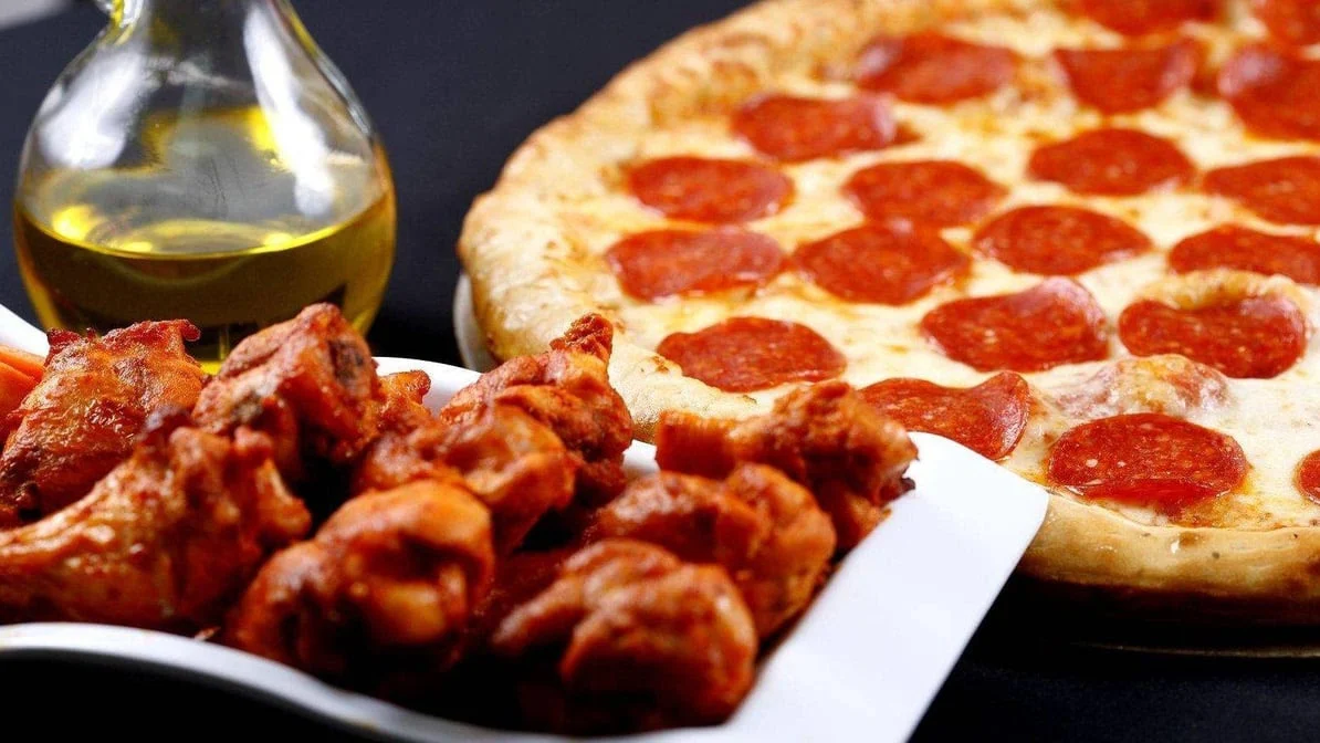 Pizza Roma specialties - Fresh Italian-Canadian comfort food in Old East Village, London Ontario
